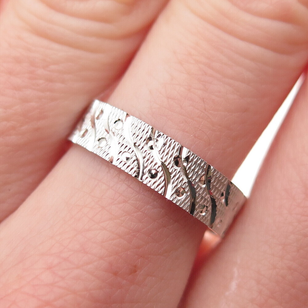 AMRY 925 Sterling Silver Vintage Textured Band Ring Size 8